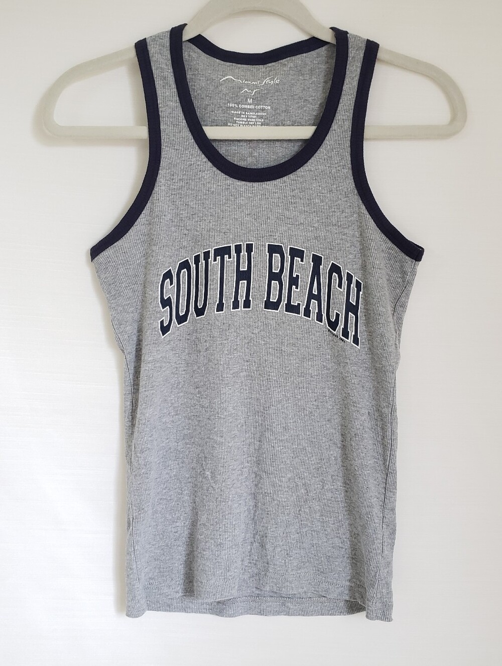 Cotton South Beach Grey Tank Top with Navy Trim Womens Medium Athleisure Sporty